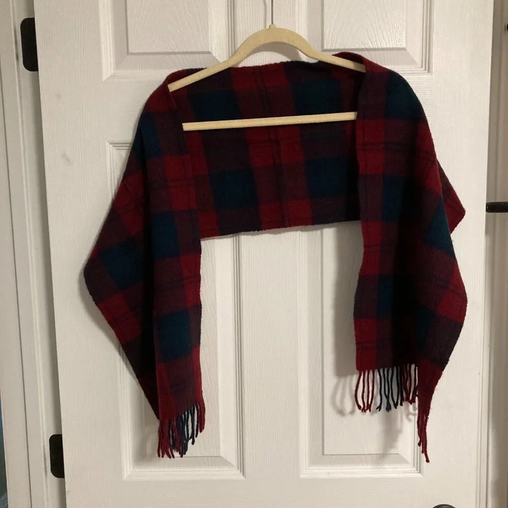 James Pringle Weavers 100% Wool Tartan Plaid Scarf Scotland